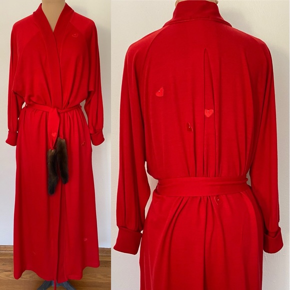 Vintage Red Wool Fur Belt 70s Bathrobe *Small* LILY Of FRANCE Raglan Sleeve Knit